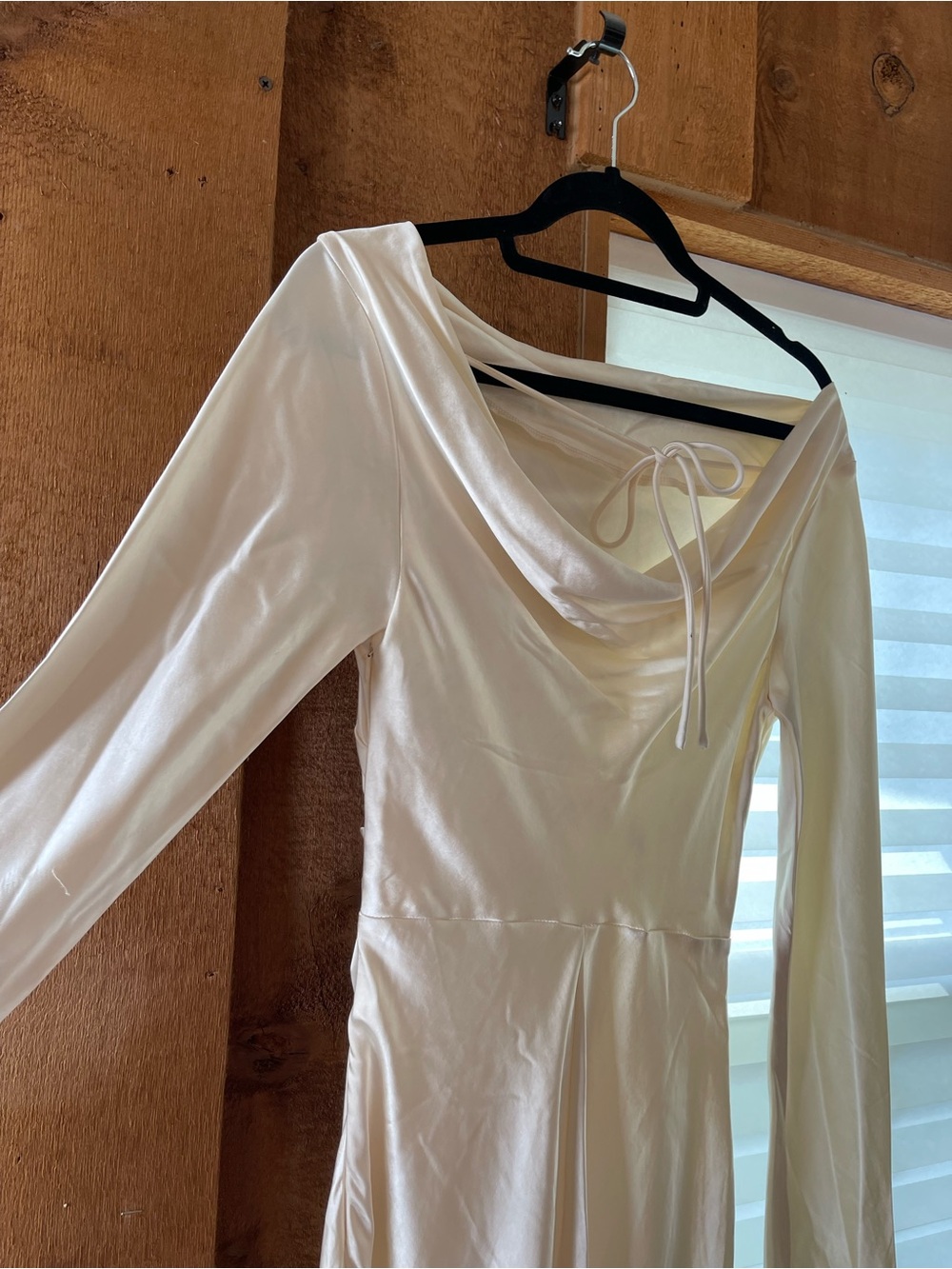 Selfie Leslie Cowl Back Dress - Picture 5 of 9